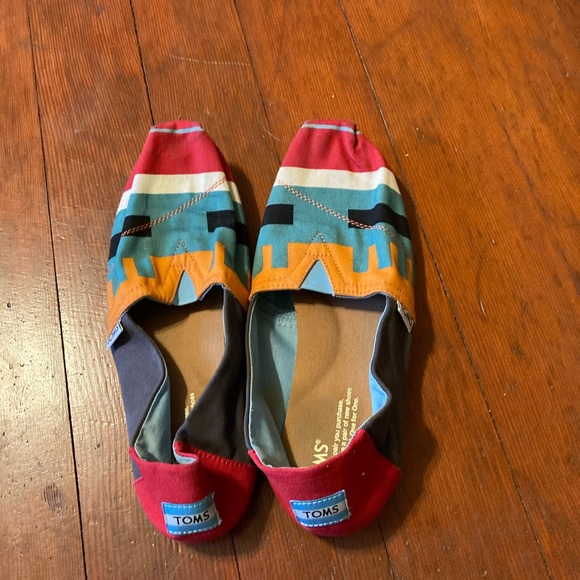 Toms Shoes Cloth Slip On Women’s 9 Colorful Barely Worn - Picture 2 of 5